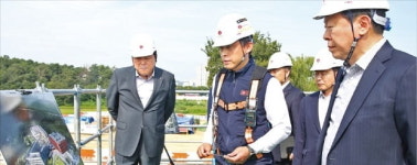 롯데제과LGL오산 | "롯데의 미래 키워낼 최고의 시설" 신동빈 회장 오산캠퍼스 직접 챙겨