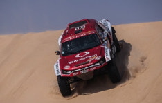 코란도로 13일…쌍용차, 3년 연속 다카르랠리 완주