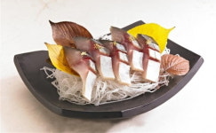 새벽에 잡은 회 당일배송…수산물 유통 판 흔드는 스타트업