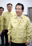 정세균 총리, 1339 콜센터 방문 노고에 감사…코로나 확산 방지 위해 정보공유 중요