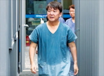 대구 간 의사 안철수, 방호복 입고 진료봉사