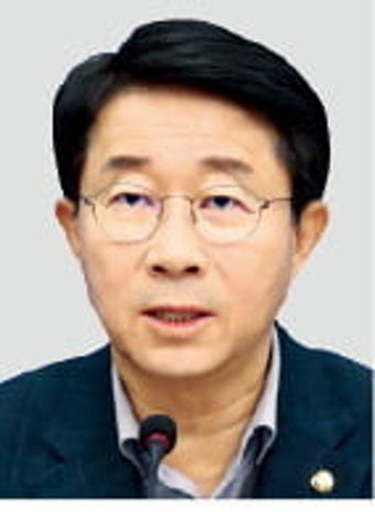 조정식 정책위 의장 시흥을에 단수공천…공관위 경선 결정 뒤집은 與 최고위