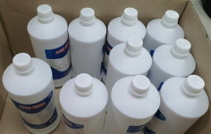 좋은 곳에 써달라 경찰서에 마스크·에탄올 건네는 시민들