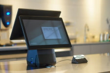 소상공인도 데이터 기반 운영을 나우버스킹, 나우웨이팅 포스·키오스크 출시