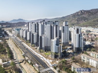 [현장+]한 집당 커뮤니티가 2평 이상…과천시 대장아파트 과천 푸르지오 써밋