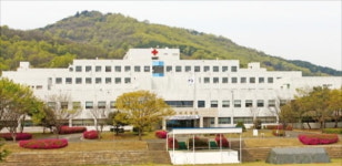음압병상 5일 만에 303개 뚝딱…절박한 환자 생명 지킨 국군대구병원
