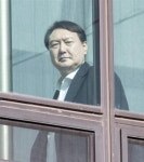 윤석열 관련주 들썩…덕성 上·서원 12% 급등