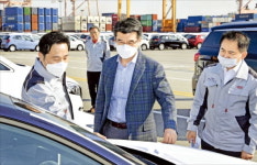 송호성 기아차 사장 평택항으로