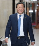이형석 총선서 태극기부대 부추긴 박근혜 사면 안돼