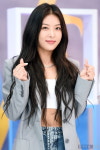 [포토] 유빈, 예쁜 미소로 하트 발사~
