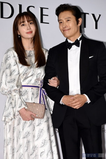 이병헌-이민정 부부, 안성재 셰프 파인다이닝 방문..투샷서 이병헌 삭제 