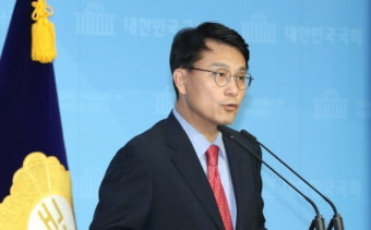 윤상현 