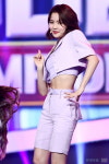 [포토] 위키미키 리나, 잘록한 허리라인 뽐내며~