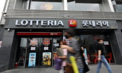 롯데리아 집단감염 관련 경기 확진자 5명…동선 파악 주력