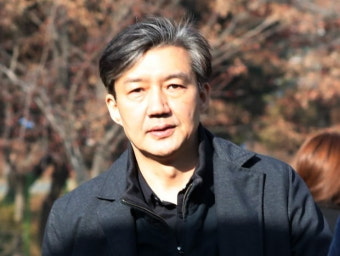 조민 인턴십 허위 논란 속 