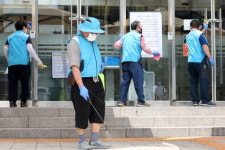 주간보호센터 90대 확진자 며느리 이어 40대 손주도 양성