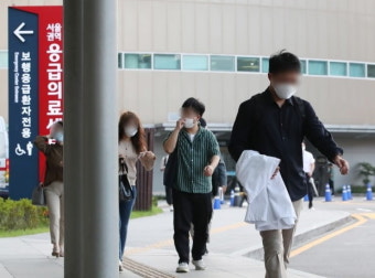 코로나 검사받으며 전공의 복귀…'의대생 국시 거부' 불씨 남아