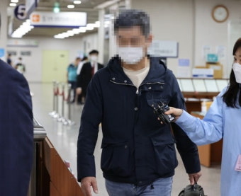 조국, 동생 실형선고에 