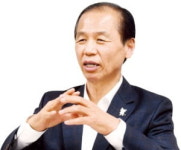 최문순 강원지사 다양한 상상·표현 놀라워…출품자 열정에 가슴 뿌듯