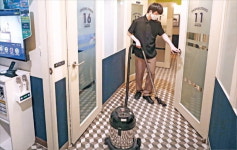 코인노래방선 오전부터 목풀기…홍대클럽 줄서기