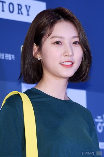'디어엠' 김새론 하차, 이름 순서 때문?…