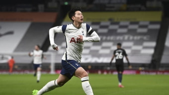 손흥민, 아스널전 1골 1도움…토트넘 리그 선두