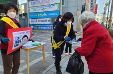 [속보] 동해 중앙초등학교서 학생·교직원 23명 확진…더 늘어날 수도