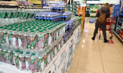 콜라·사이다·햄버거·즉석밥…서민 먹거리 가격 줄줄이 오른다