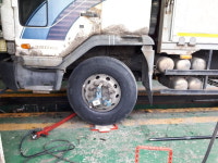 타이어 상태, 실화냐?…겨울 버틴 내차 점검하기 [내차꿀팁]