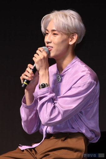 뱀뱀, 어비스컴퍼니와 전속계약 채결…선미와 한솥밥