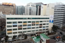 83년 역사 종로구청사 철거…대림빌딩·94빌딩으로 임시 이전