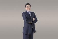 유통, 프랜차이즈, 대리점 분쟁 해결사 법무법인 도우화산 서울사무소 대표변호사 윤호근