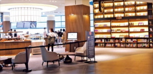 쇼핑 중심지로 뜬 여수 롯데몰