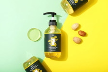 김완선의 풍성한 헤어스타일 비법은 골드 마유 삼푸