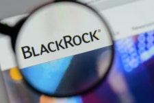 [마켓인사이트]블랙록 리얼에셋, 이지스PE 인수 후 KREDO홀딩스로 사명 변경