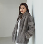 30분 만에 12억어치 완판…찜통더위에 불티나게 팔린 옷