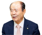 정창선 광주상의 회장, 연임 이후 끝없는 잡음