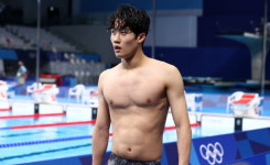 황선우, 수영 결승 진출했는데…