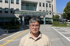 어둠 밝히는 등대도 에너지 필요…사회복지사 처우에도 관심을[인터뷰]