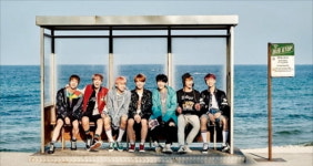 여기선 나도 BTS…방탄 성지된 해변과 숲 [고두현의 문화살롱]