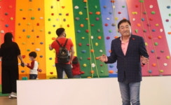 임채무 두리랜드 빚만 150억원…1년간 화장실에 살았다