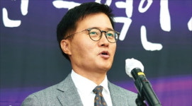 녹수 세계 유명 건물 바닥재, 우리가 다 깔겠다