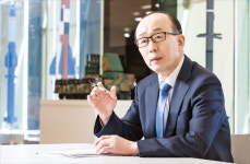 김지찬 LIG넥스원 사장 우주항공·AI 등 방산과 민수 아우르는 통합솔루션 기업으로 도약