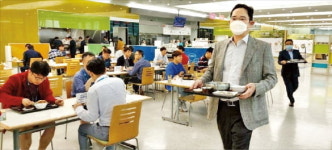 삼성전자 사내식당 메뉴 다양해진다…중소 급식업체 선정