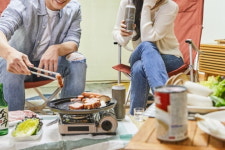 내 집에서 삼겹살도 못 구워먹나요…층간 냄새 갑론을박