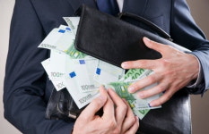 사내커플 부부, 상여금 총 2억 넘게 받아…통 크게 쏜 이 회사