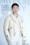 AOMG 대표 관둔 박재범, 아이돌 만드나…카카오 파트너십 논의