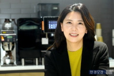 이미경;신설동커피 | 0.1초에 한 잔씩 팔리는 '이 커피'…"잘나가는 이유 있었네" [이미경의 인사이트]
