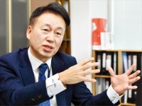 인투팜헬스케어 | 온라인팜 대표 우기석 "헬스케어 빅테크 목표…국내 의약품 유통시장 50% 잡겠다"