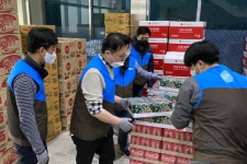 롯데·신세계·현대百 등 유통가, 산불 이재민 지원 팔걷었다